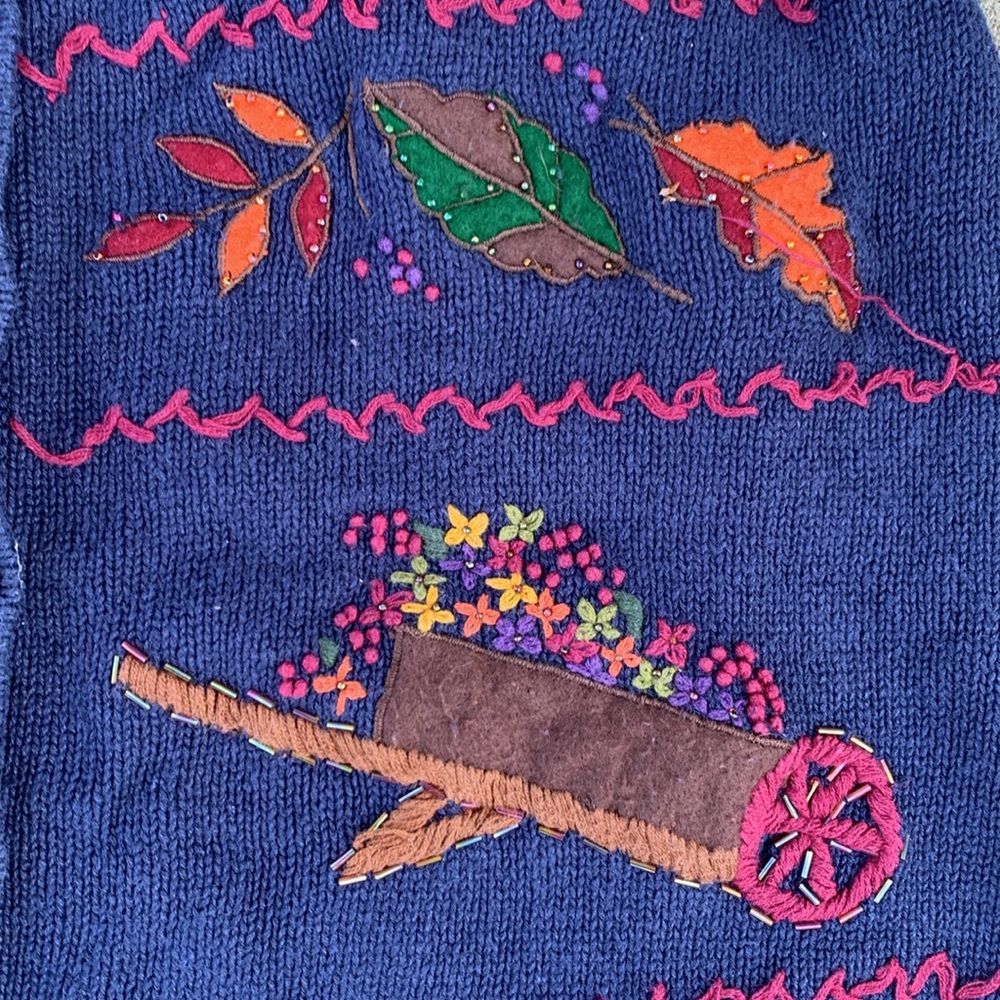 🚫SOLD🚫
Vintage Embroidered Fall Autumn Theme Sweater Vest Size 18w/20w - Picture 3 of 7